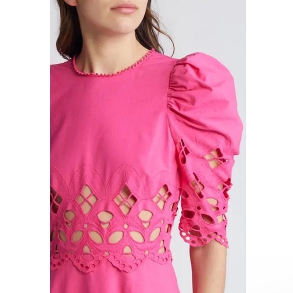 Saylor Auroette Eyelet Puff Sleeve Cotton Poplin
Dress in Hot Pink Size Medium - Picture 2 of 13